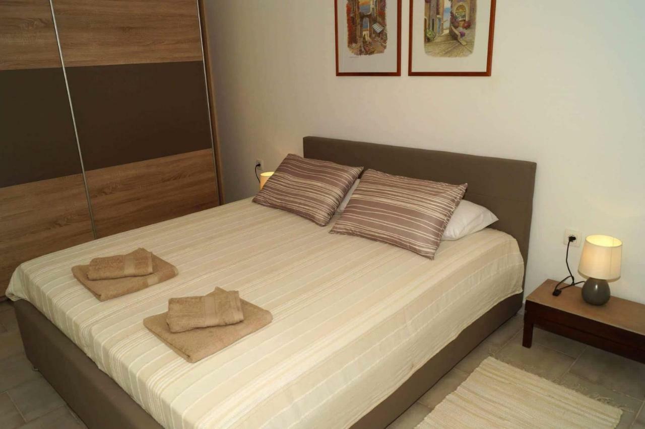 דירות PUY Apartman Eric מראה חיצוני תמונה